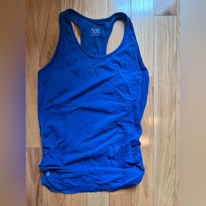 Athleta Momentum Seamless Tank. Size Medium. Deep, rich blue.